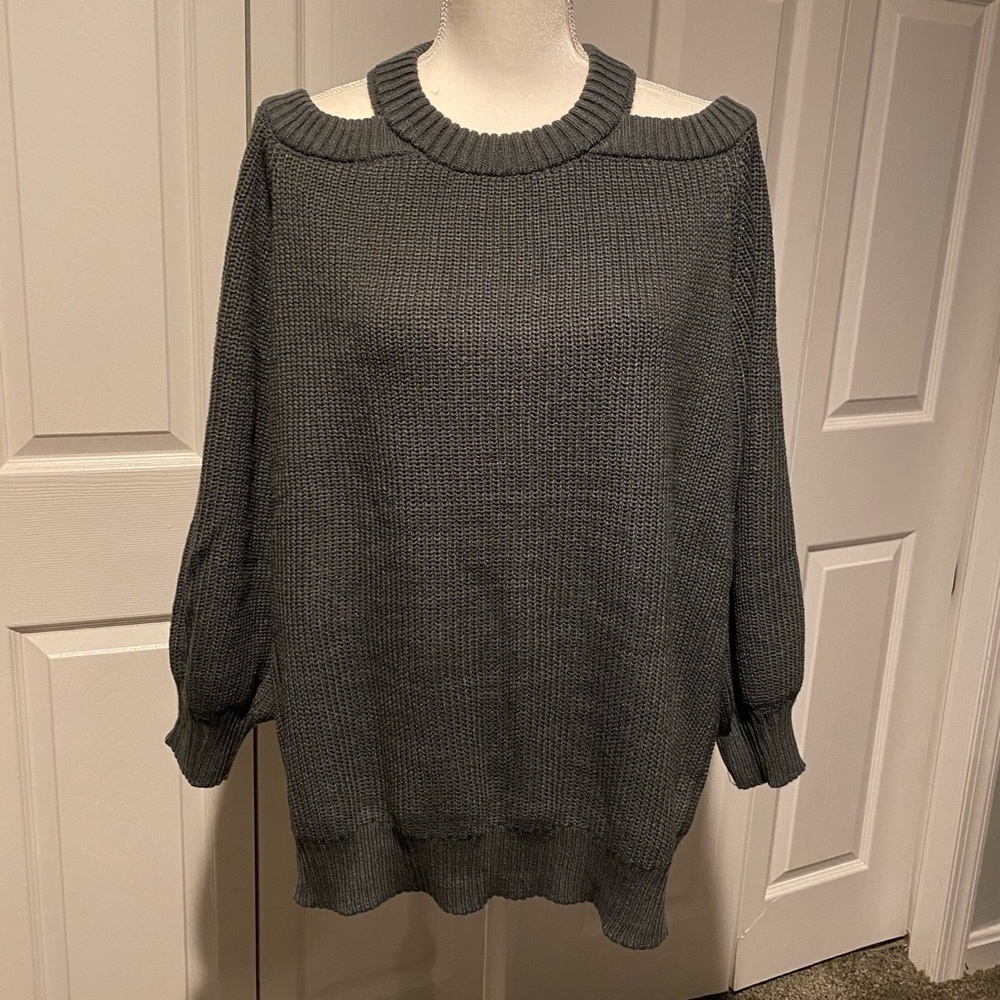 HIDDEN brand gray cold shoulder sweater